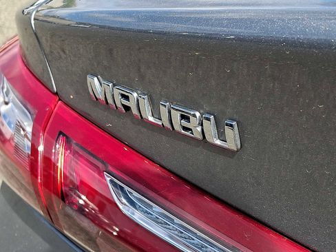 Used 2023 Chevrolet Malibu LT w/ LPO, Floor Liner Package image 5