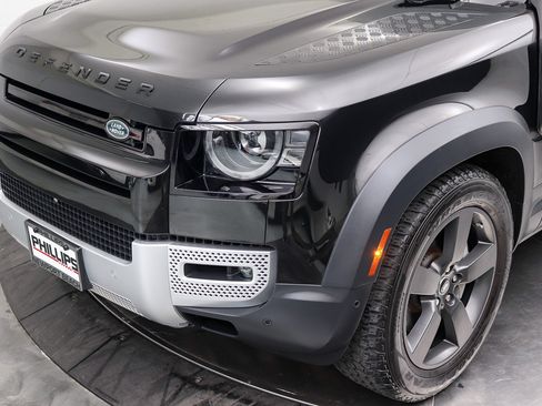 Used 2020 Land Rover Defender 110 First Edition AWD/4WD image 10