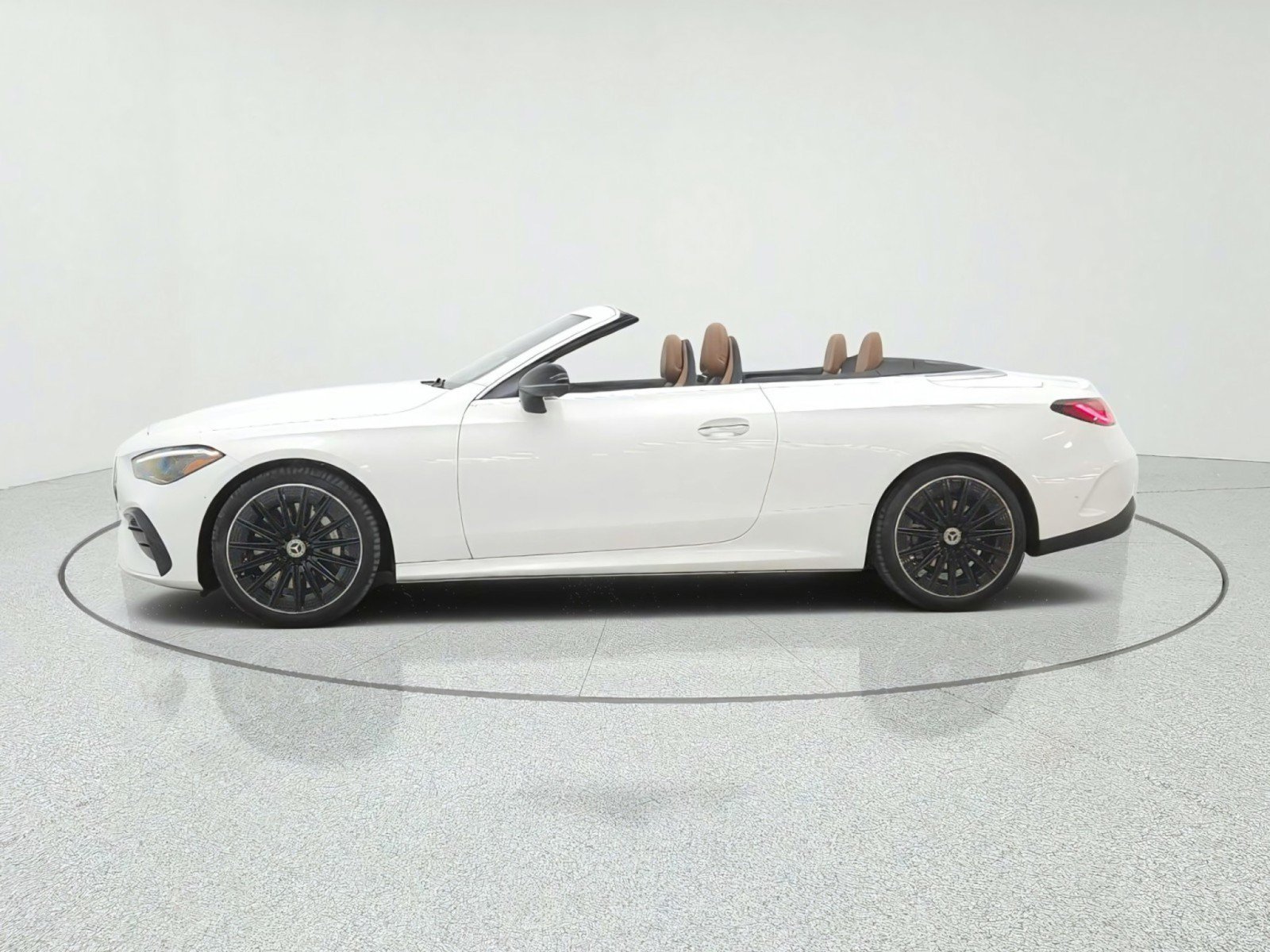 New 2027 Mercedes-Benz CLE 450 4MATIC Cabriolet image 8