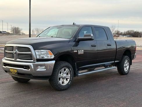 Used 2015 RAM 2500 Big Horn image 31