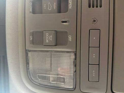 Used 2018 Honda CR-V EX-L image 40
