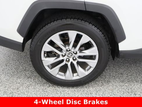 Used 2020 Toyota RAV4 Limited image 6