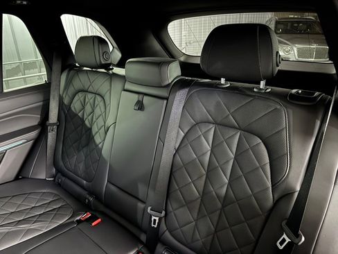Used 2023 BMW X5 xDrive40i w/ Premium Package AWD/4WD image 41