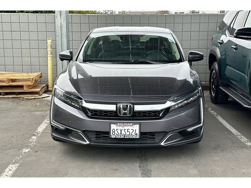 Used 2020 Honda Clarity Touring image 3