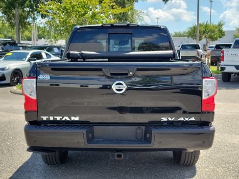 Used 2021 Nissan Titan SV w/ SV Convenience Package AWD/4WD image 10