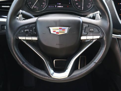Certified 2024 Cadillac XT6 Sport w/ Technology Package AWD/4WD image 14