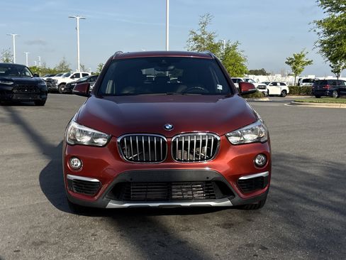 Used 2019 BMW X1 xDrive28i w/ Convenience Package AWD/4WD image 3