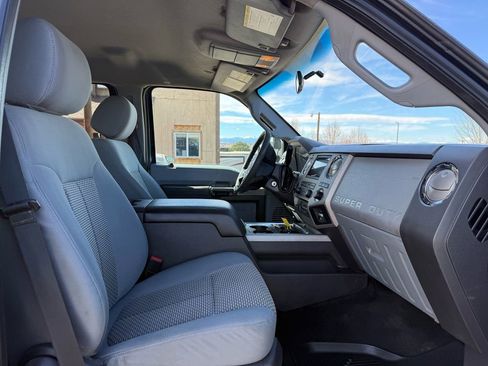 Used 2016 Ford F350 XLT w/ Camper Package image 27