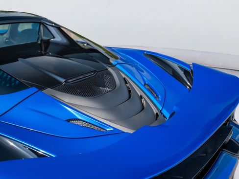 Used 2022 McLaren 720S Spider RWD image 34