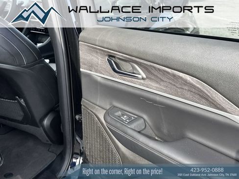 Used 2024 Jeep Grand Cherokee Limited image 42