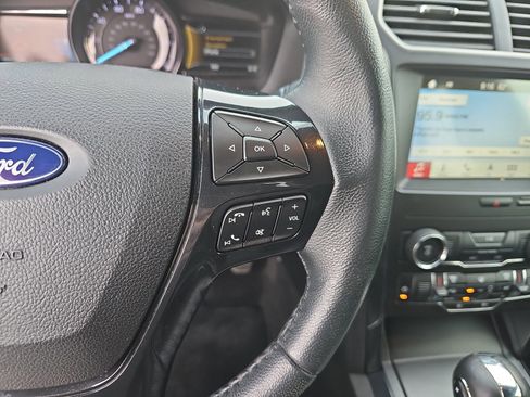 Used 2019 Ford Explorer XLT w/ Equipment Group 201A image 19