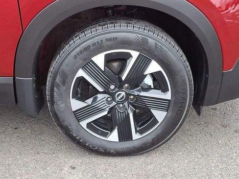 Certified 2025 Nissan Kicks SV image 8