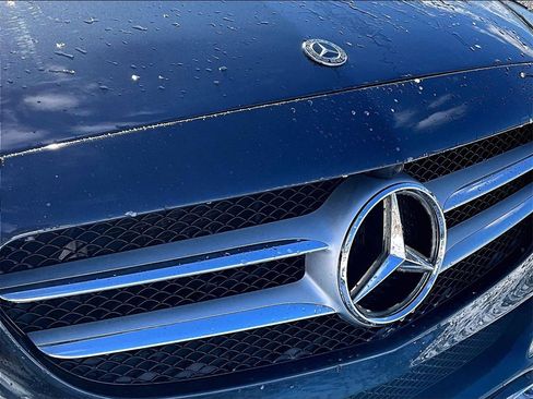 Used 2016 Mercedes-Benz C 300 Sedan image 25