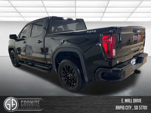 Used 2023 GMC Sierra 1500 Elevation image 3