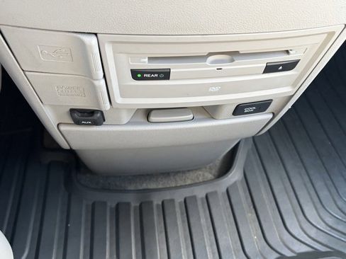 Used 2015 Honda Odyssey EX-L image 23