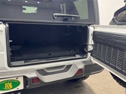 Used 2019 Jeep Wrangler Unlimited Sport S image 35