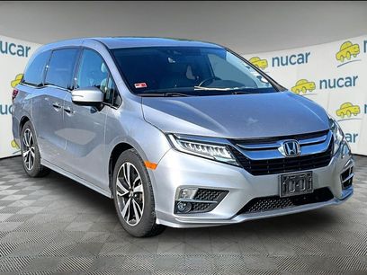 Used 2018 Honda Odyssey Elite