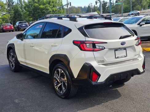 Used 2024 Subaru Crosstrek 2.0i Premium AWD/4WD image 5