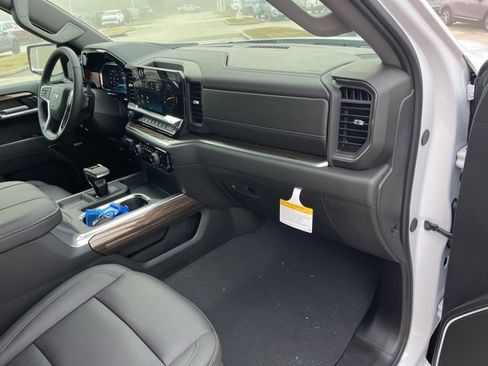 New 2026 Chevrolet Silverado 1500 RST w/ RST All Star Premium Package image 42