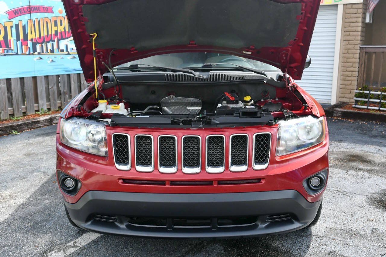 Used 2014 Jeep Compass Sport w/ Power Value Group AWD/4WD image 25