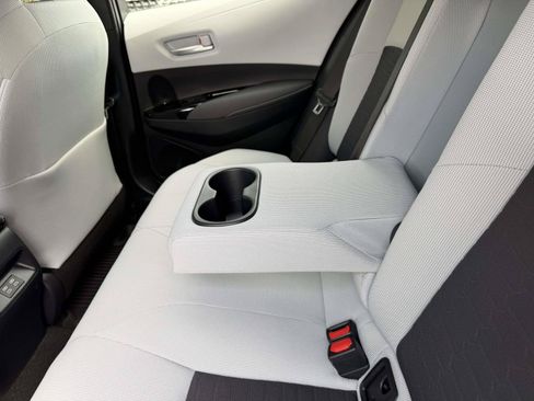 Used 2023 Toyota Corolla SE FWD image 13