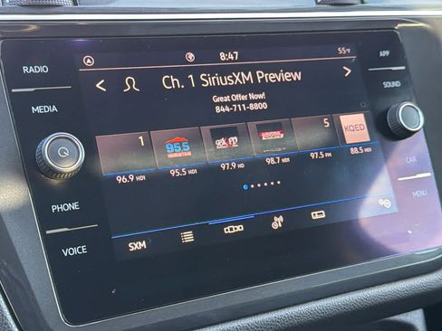 Used 2021 Volkswagen Tiguan SE image 15