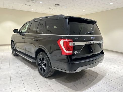 Used 2021 Ford Expedition XLT RWD image 3