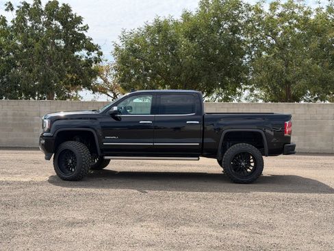 Used 2018 GMC Sierra 1500 Denali AWD/4WD image 8