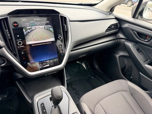 Used 2025 Subaru Crosstrek 2.5i Premium AWD/4WD image 17