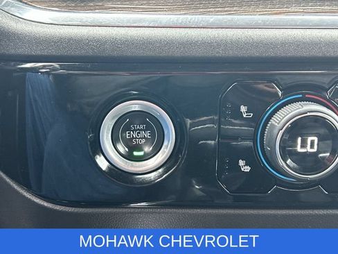 Used 2023 Chevrolet Silverado 1500 LT AWD/4WD image 17