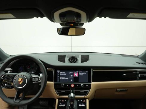New 2026 Porsche Macan AWD/4WD image 16