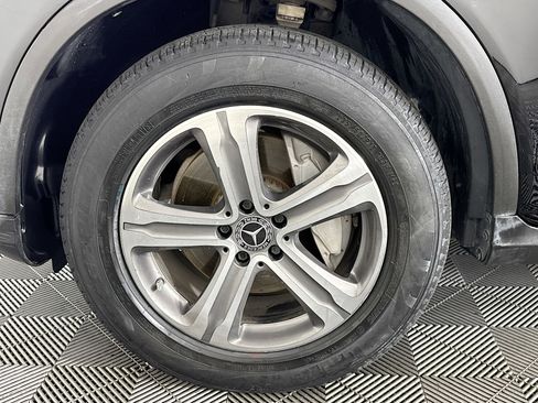 Used 2020 Mercedes-Benz GLC 300 image 36