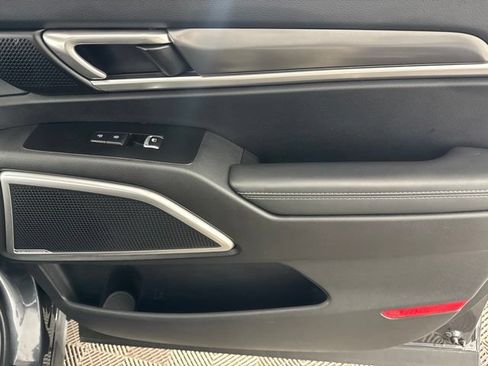Used 2024 Kia Telluride S w/ S Sunroof Package FWD image 21
