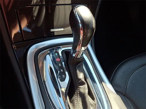 Used 2017 Buick Regal Premium w/ Driver Confidence Package #1 image 15