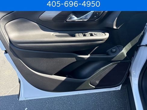 Used 2021 GMC Terrain SLT w/ Elevation Edition FWD image 12