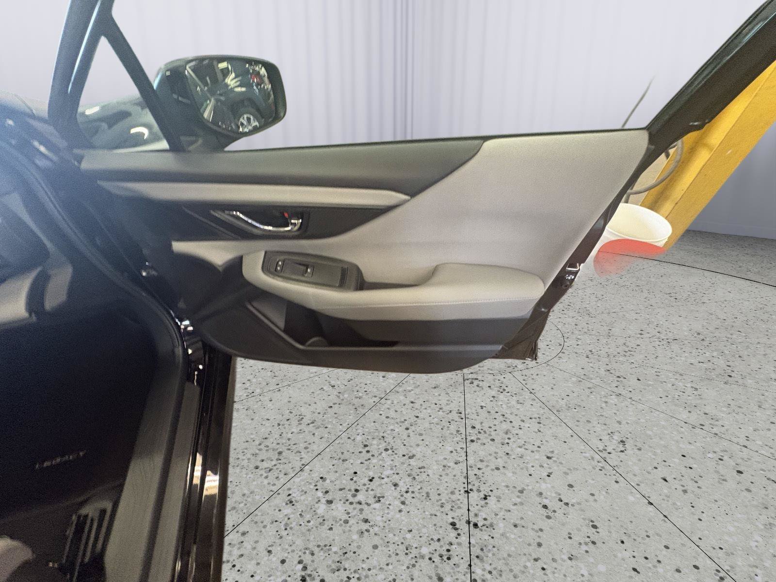 Used 2025 Subaru Legacy Premium AWD/4WD image 13