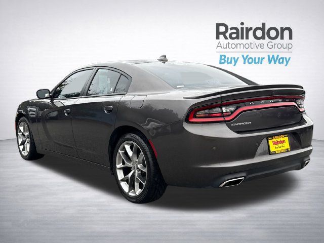 Used 2020 Dodge Charger SXT w/ Plus Group RWD image 5