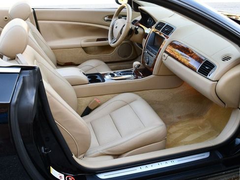 Used 2008 Jaguar XK Convertible RWD image 19