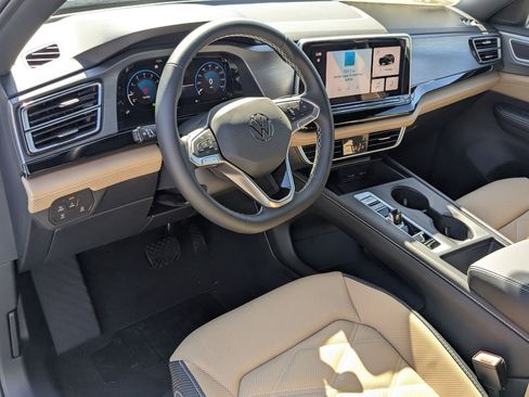 New 2026 Volkswagen Atlas Cross Sport SE image 16