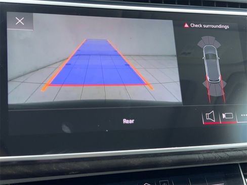 Used 2022 Audi Q7 3.0T Premium image 31