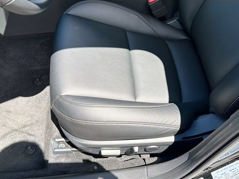 Used 2026 MAZDA MAZDA3 s FWD image 21