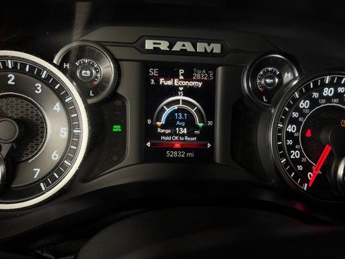 Used 2019 RAM 1500 Big Horn AWD/4WD image 16