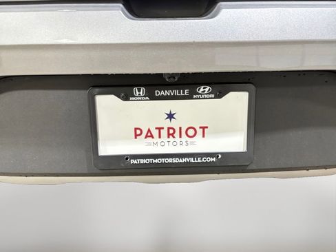 New 2025 Hyundai Venue SEL image 37