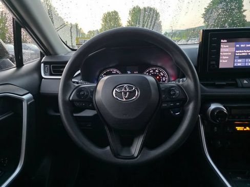 Used 2019 Toyota RAV4 XLE w/ Convenience Package AWD/4WD image 25