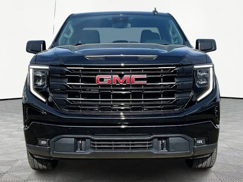 Used 2024 GMC Sierra 1500 Elevation AWD/4WD image 3