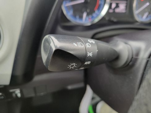 Used 2018 Toyota Corolla LE w/ LE Premium Package image 14