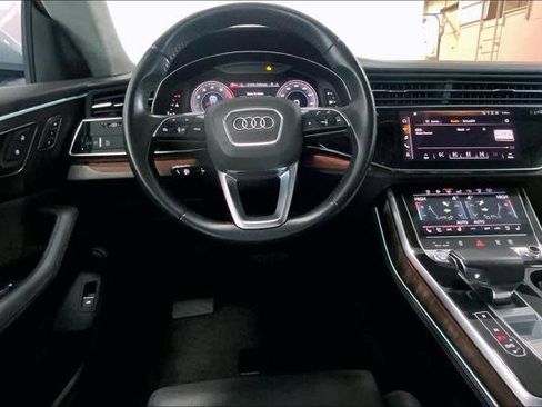 Used 2019 Audi Q8 Prestige AWD/4WD image 13