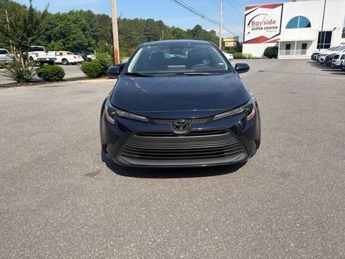 Used 2024 Toyota Corolla LE FWD image 4