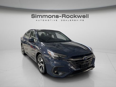 Used 2023 Subaru Legacy Premium image 3
