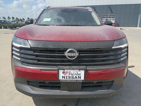 New 2026 Nissan Kicks SV image 2